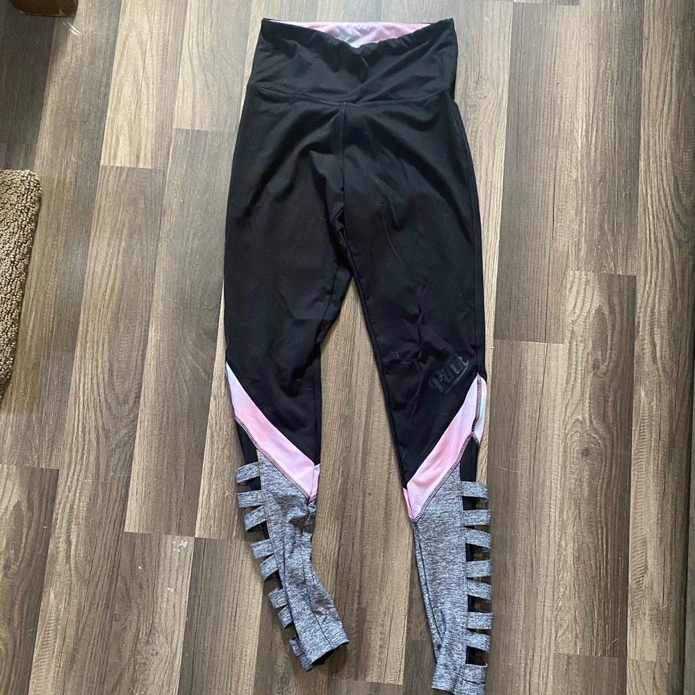 Pink VS workout leggings